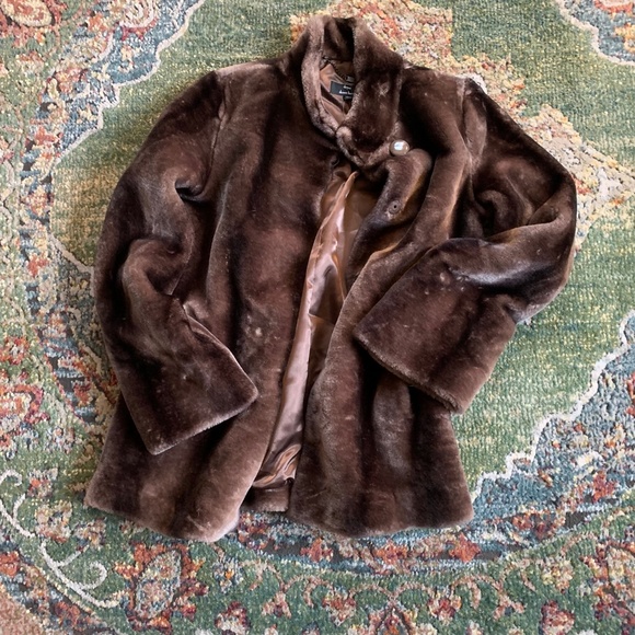 dennis basso Jackets & Blazers - Classic Antique Faux Fur Jacket